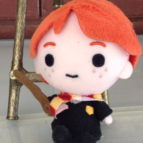 Harry Potter Ron Weasley Charm - Picture 4 of 4